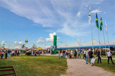 Desenvolvimento Pavilhão Empresarial na Rondônia Rural Show abre