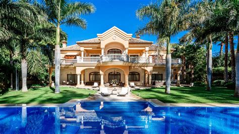 Superb Andalusian style villa in Guadalmina Baja Engel Völkers Marbella