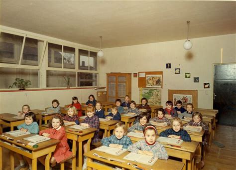 Photo De Classe Ce1 De 1967 Ecole Ouest Copains Davant