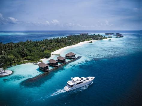 Jumeirah Vittaveli - Maldives Resort