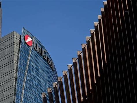 Unicredit Obbligazione Con Tasso Fisso Al E Durata Anni