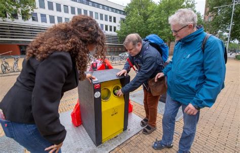 Groninger Glascontainers Aangepast Voor Blinden En Slechtzienden Week