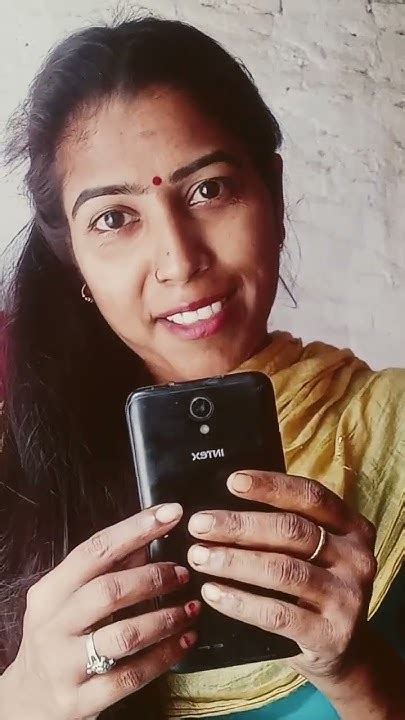 Jyada Phone Chalane Se Aankhen Kharab Ho Jaati Hai Isliye Mein Ek Hi Phone Chalata Hun Comedy