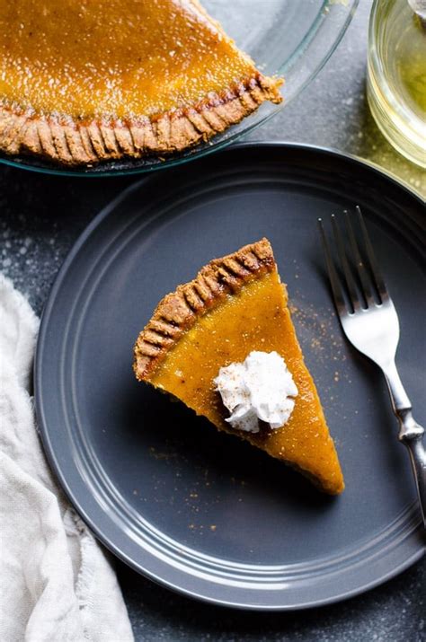 Healthy Pumpkin Pie - iFOODreal