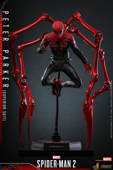 Marvel S Spider Man Peter Parker Spider Man Superior Suit Figure By Hot Toys The Toyark News