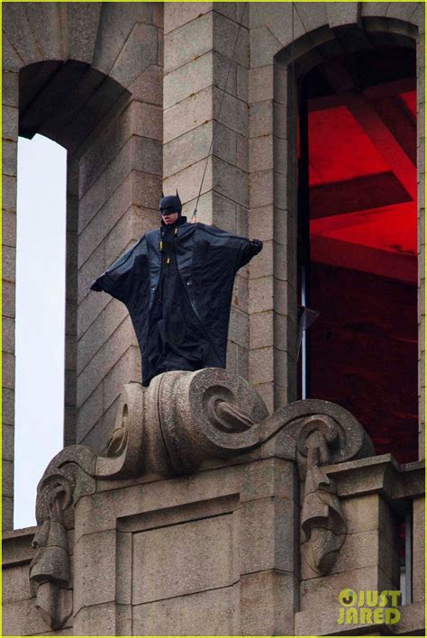 The Batman Stunt Double Films A Scene At Top Of Liverpools Liver Building Photo 4493505