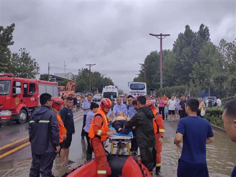 全力以赴 持续开展抢险救援 现场直击 首都之窗 北京市人民政府门户网站