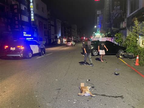 影愛犬兜風被撞死！高雄女半夜騎車慘摔 男開車搶快肇禍 中天新聞網