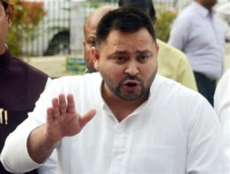 Bihar Dy Cm Tejashwi Yadav Reaches Probe Agency Office In Land For Jobs