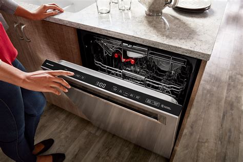 Dishwashers (24" Inch) | Built-in Semi & Fully-Integrated | KitchenAid