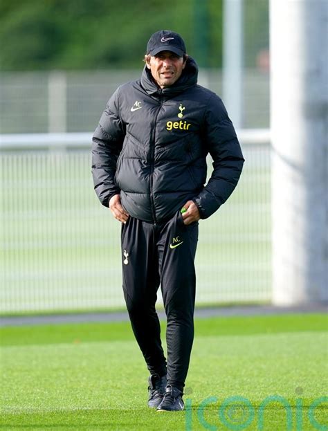 Tottenham Boss Antonio Conte Returns To Work After Gallbladder Surgery