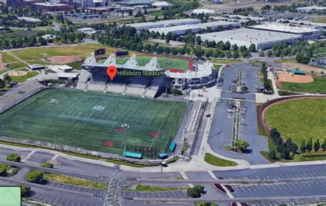 Hillsboro Stadium Offers COVID Vaccine | The Hillsboro Herald