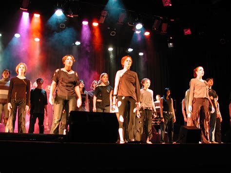 Spectacle De la musique 2004 – CHANTS FOLIE'S