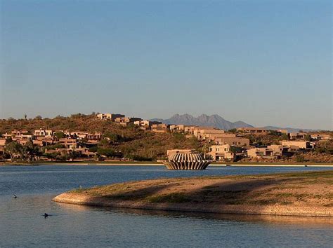 Fountain Hills, Arizona | town