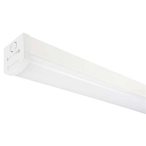 Fusion 60W 5ft LED High Output Tri Colour Batten Fitting FBAT5HOCC CEF