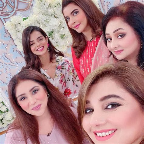 Amazing Pictures Of Jannat And Javeria Saud Together At Morning Show