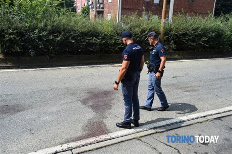 Omicidio Nella Notte A Torino Ucciso Un Uomo A Coltellate In Via Sansovino