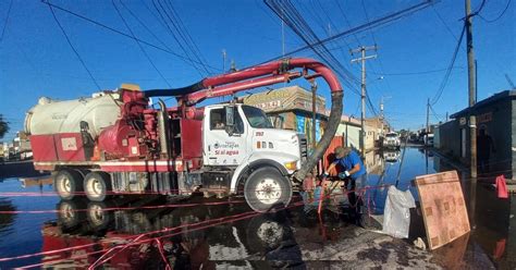 SE EXTRAEN 2 TONELADAS DE BASURA GRASA DE DRENAJES EN SOLEDAD El