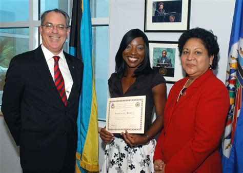 Five Bahamians awarded OAS Scholarships | Nassau / Paradise Island