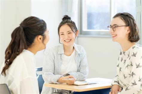 自分の話ばかりする人の特徴や心理とは？対処法を覚えておこう！ 私のキャリチェン