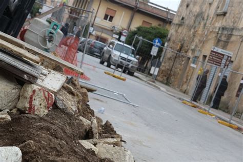 Campobello Di Mazara Crollo Travolge Tre Operai La Repubblica