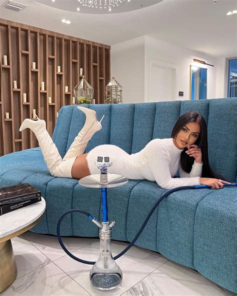 Aneeqa Farid : r/tightdresses