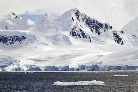 Antarctica Beautiful Scenery 1433358 Stock Photo At Vecteezy