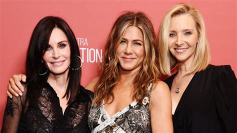 time  friends cast reunited  melted  hearts glamour