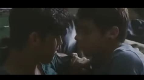 A ESCONDIDAS PELICULAS GAY ESCENAS GAY CINEMA GAY YouTube