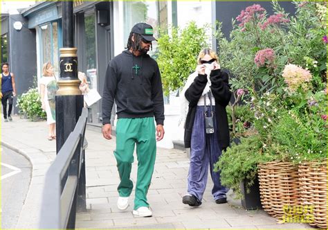 Madonna & Rumored Boyfriend Akeem Morris Cozy Up During Trip to London ...