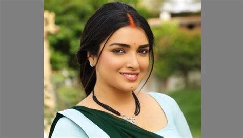 Amrapali Dubey Photo HD Wallpaper Image Hot Pic Bhojpuri Actress Hot Photo और HD Wallpaper