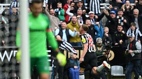 Newcastle Le Remonta Al West Ham En Premier League