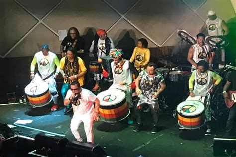 Banda Olodum na Sua Tour de 40 anos em São Paulo Paulista FM