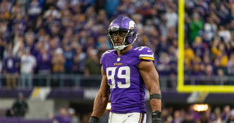 Nfl Rumors Vikings Danielle Hunter Drawing Trade Interest Amid