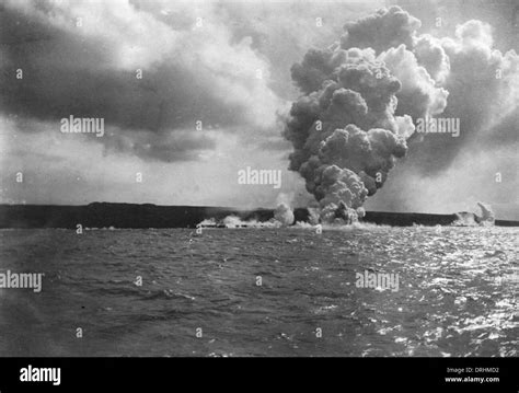 Batalla Naval Terrestre Fotografías E Imágenes De Alta Resolución Alamy