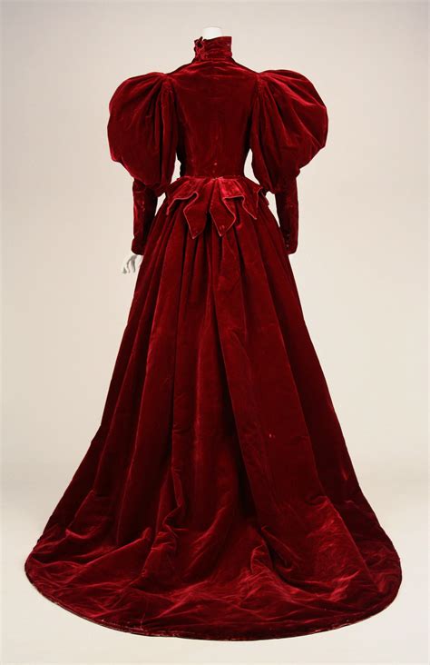 House Of Worth Evening Dress French The Metropolitan Museum Of Art