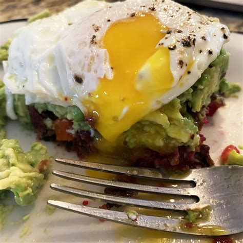 Aldi Veggie Burger Breakfast - Healthy Breakfast for about $1.50.