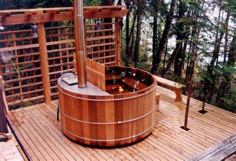 Offgrid Life Wood Fired Cedar Hot Tub