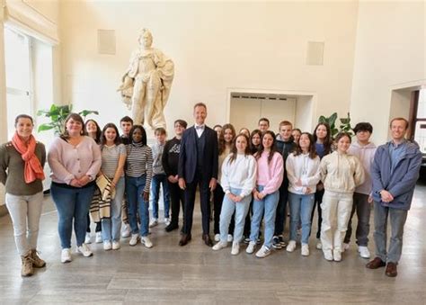 Franz Sische Austauschsch Ler Zu Gast Im Rathaus Landeshauptstadt