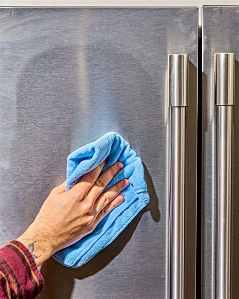 Cleaning Showdown Best Way To Clean Stainless Steel Kitchen Appliances