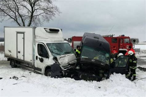 Gro Ne Zderzenie Citro Na Jumpera I Volkswagena Lt Na Dk Nr