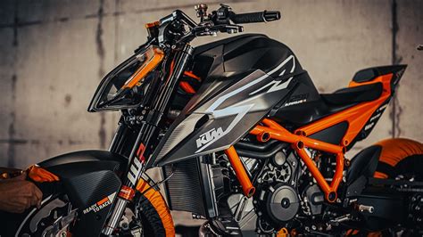 KTM Launches Limited Edition 1290 Super Duke RR With Only 500 Units