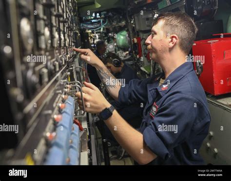 Pacific Ocean Torpedoman’s Mate 1st Class Adam Mcmanus Assigned To The Los Angeles Class Fast