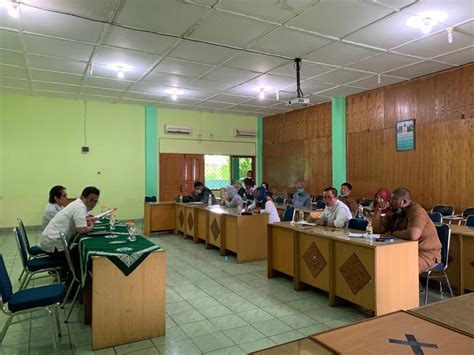 Rapat Senat Fakultas Hukum UMP Fakultas Hukum UM Palembang