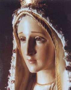 Fatima Pilgrim Statue Of Our Lady Of Fatima Traveling In Michigan The