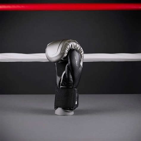 Outshock Punching Bag Gloves 900 Black Decathlon