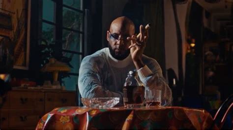 Booba dévoile un extrait dun morceau inédit qui sent bon l été