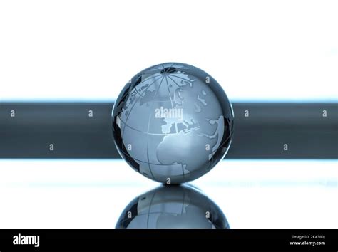 Global trade map hi-res stock photography and images - Alamy