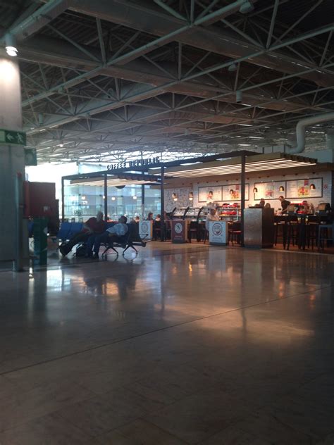 Fuerteventura Airport Customer Reviews - SKYTRAX