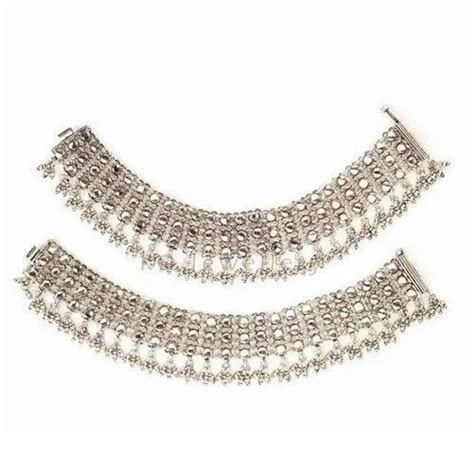 Buy Women Silver Payal In Stock